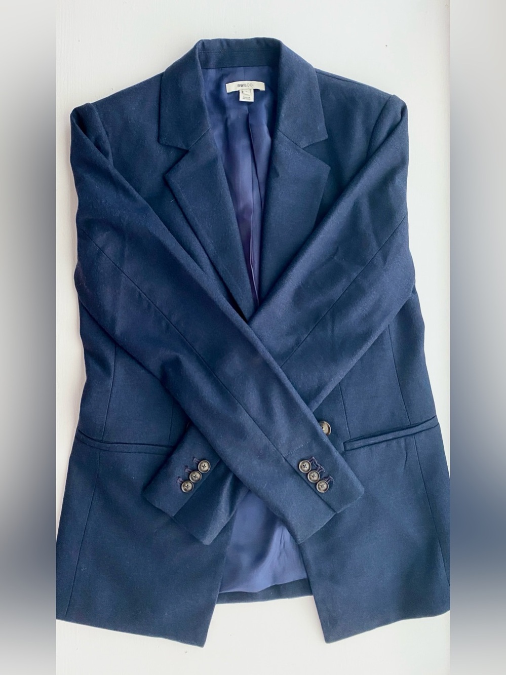 *LIKE NEW* RW&CO. Women’s Navy Blazer